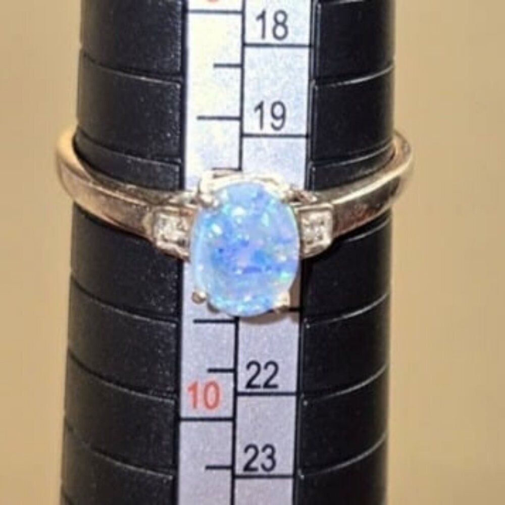Sterling Silver 925 Ring With Iridescent Oval Stone